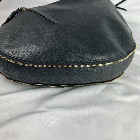 Vince Camuto Large Felax  Black Leather Hobo Handbag New with Tag - Picture 5 of 15